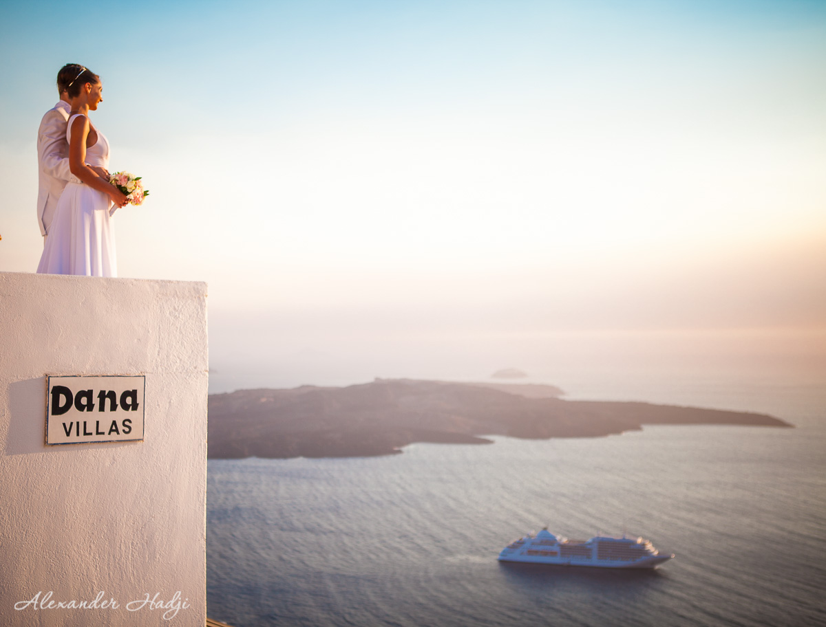 Wedding in Santorini Dana Villas review