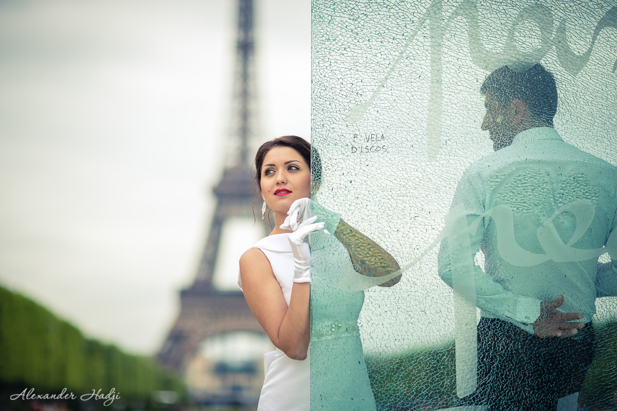 Paris honeymoon photoshoot