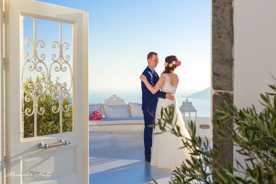 Santorini wedding photo shoot Dana Villas