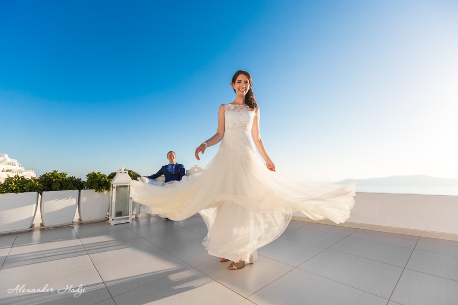Santorini elopement photo shoot Dana Villas
